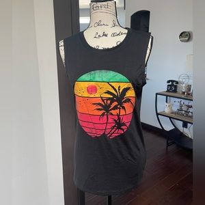 NWOT Sunset & Coconut Print Crew Neck Camisole Tank Top size S(4)